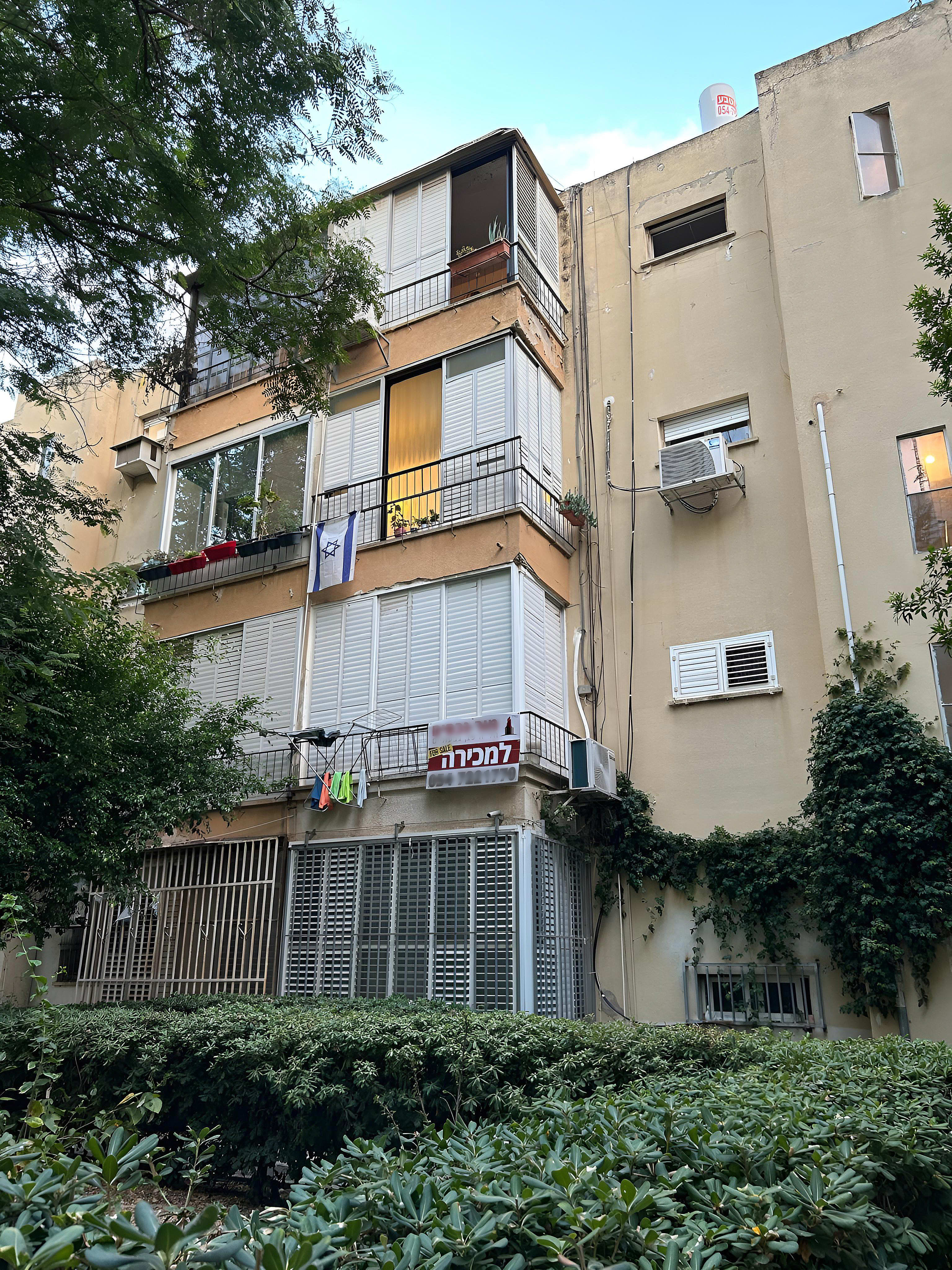 הבניין ברמת גן / צילום: צח בן בסט