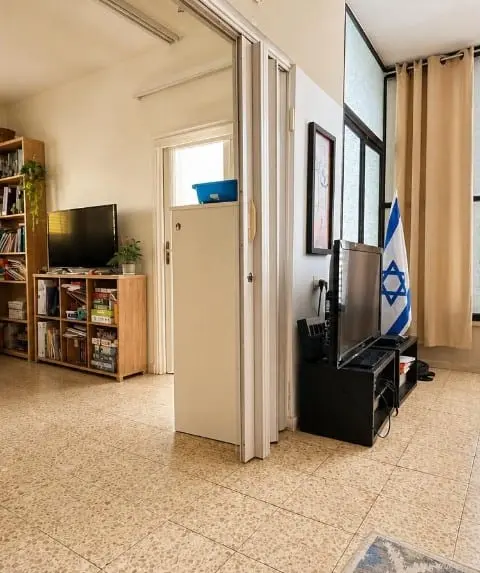 אמיר , רמת גן